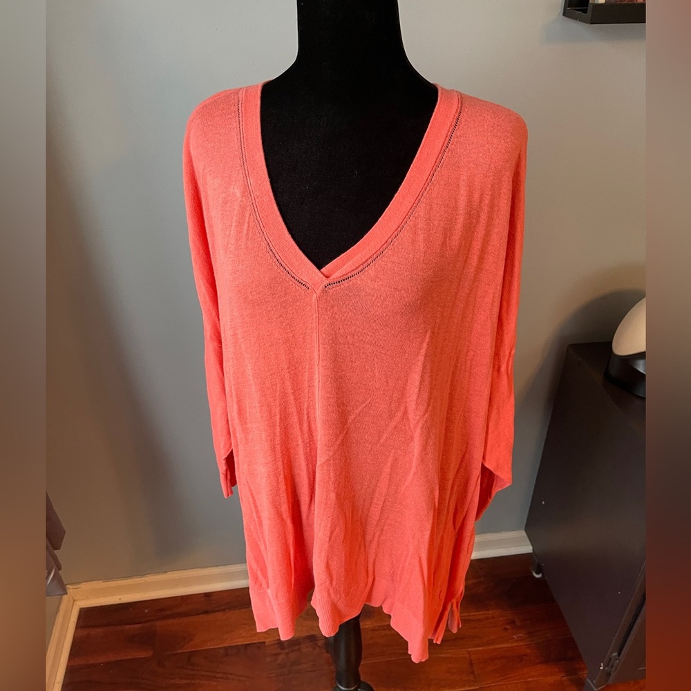 Sejour Flowy Peach Sweater